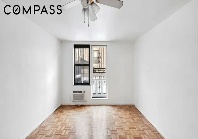 Listing Photo 4 - Condo for sale in building located at 150 E 27Th St, New York City, NY 10016 - Unit #1H
