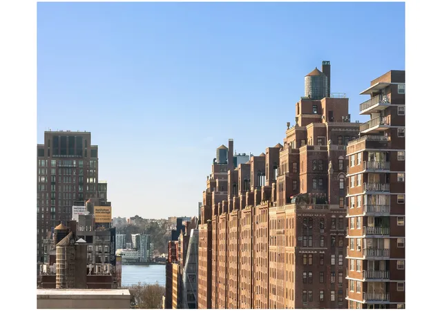 3rd image of 300 W 23Rd St #14M, New York City, NY 10011 | MLS# RLS20076059