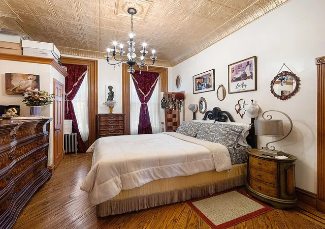 Photo 2 of Multi family home for sale at 109 Lincoln Pl, New York City, NY 11217 | MLS# RLS20076069 | Listing updated on 2026-03-10