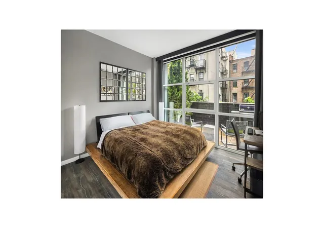 4th image of 250 Bowery, New York City, NY 10012