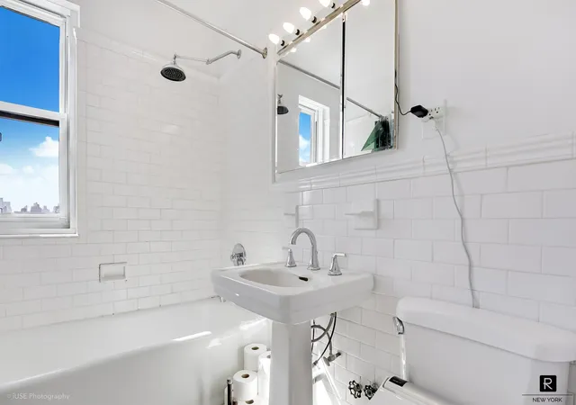Photo 4 of Sale Pending at 200 W 108th Street #12-F, New York, NY 10025 | MLS# RLS20076100 | Listing updated on 2026-06-04