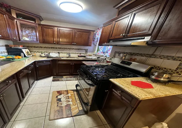 3rd image of 3535 Kings College Pl #4A, Bronx, NY 10467 | MLS# RLS20076182