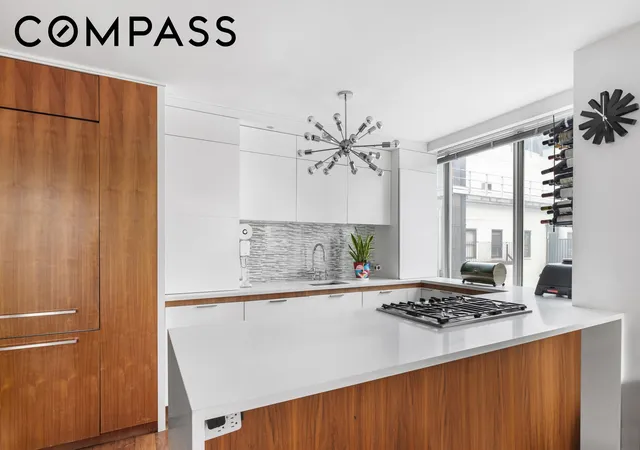 3rd image of 61 W 62Nd St #16D, New York City, NY 10023 | MLS# RLS20057927