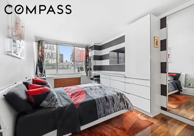 5th image of 61 W 62Nd St #16D, New York City, NY 10023 | MLS# RLS20057927