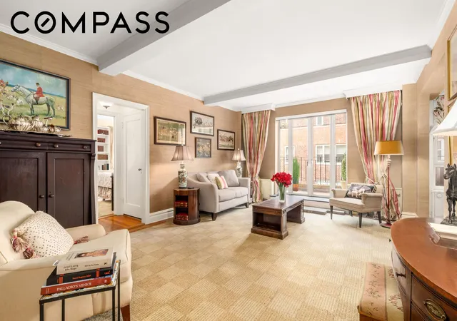 2nd image of 2 Beekman Pl, New York City, NY 10022