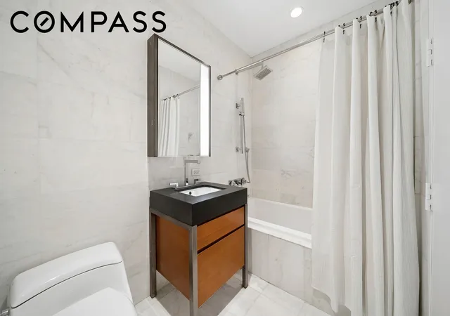 Photo 4 of House for sale at 75 Wall St #30G, New York City, NY 10005 | MLS# RLS20076206 | Listing updated on 2026-07-12