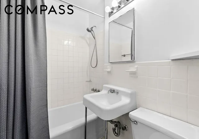 4th image of 301 E 22Nd St #11S, New York City, NY 10010 | MLS# RLS20076210