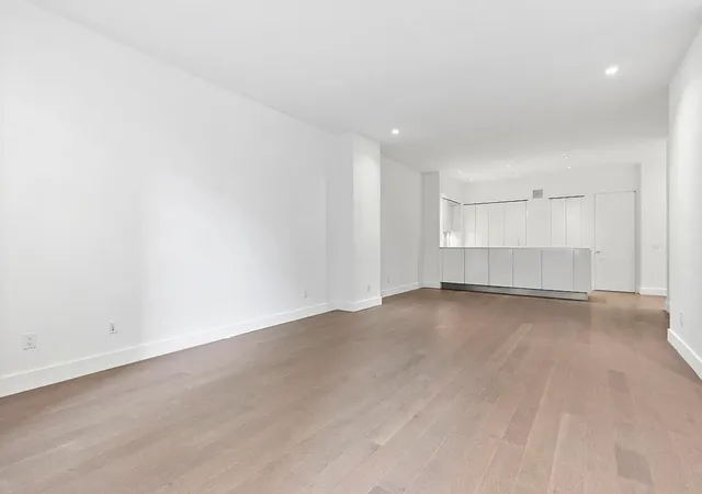 Photo 2 of Sale Pending at 25 Broad St #8-T, New York City, NY 10004 | MLS# RLS20076221 | Listing updated on 2026-08-03