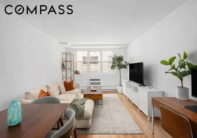 2nd image of 63 E 9Th St #3U, New York City, NY 10003 | MLS# RLS20074184