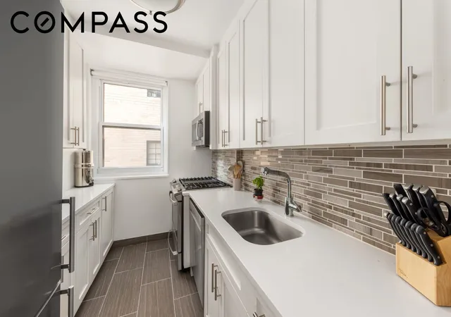 4th image of 63 E 9Th St #3U, New York City, NY 10003 | MLS# RLS20074184