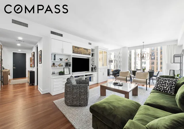 1st image of 245 W 99Th St #8A, New York City, NY 10025 | MLS# RLS20070136