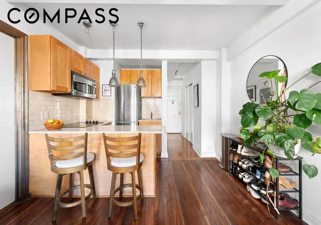 Homes for sale in New York City, NY | 25 Tudor City Pl #1611, New York City, NY 10017 | MLS# RLS20076354