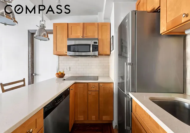 Homes for sale in New York City, NY | 25 Tudor City Pl #1611, New York City, NY 10017 | MLS# RLS20076354