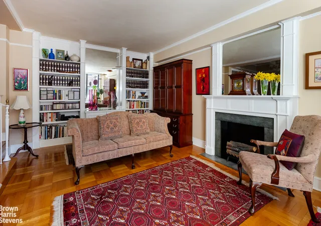 3rd image of 235 E 73Rd St, New York City, NY 10021