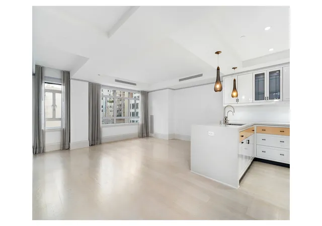 2nd image of 21 E 61St St #9C, New York, NY 10065 | MLS# RLS20076436