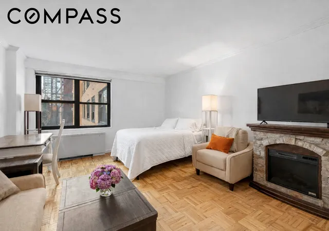 2nd image of 301 E 69Th St #3N, New York City, NY 10021 | MLS# RLS20076615
