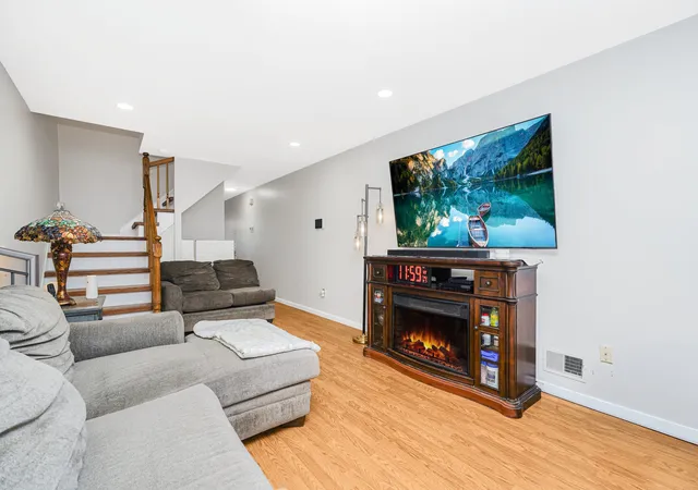 Photo 3 of Sale Pending at 22 Globe Ave, New York City, NY 10314 | MLS# RLS20076712 | Listing updated on 2026-04-15