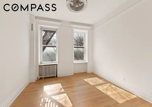 2nd image of 41 Perry St #3D, New York City, NY 10014 | MLS# RLS20076856