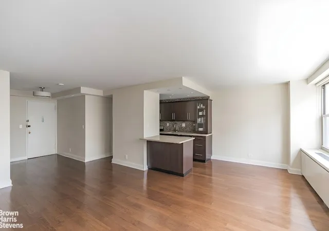 Photo 2 of House for sale at 7 E 14th Street #709, New York, NY 10003 | MLS# RLS20062541 | Listing updated on 2026-04-20
