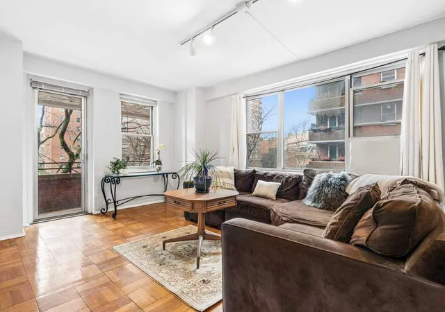 Photo 3 of House for sale at 475 Fdr Dr #L304, New York City, NY 10002 | MLS# RLS20077029 | Listing updated on 2026-06-07