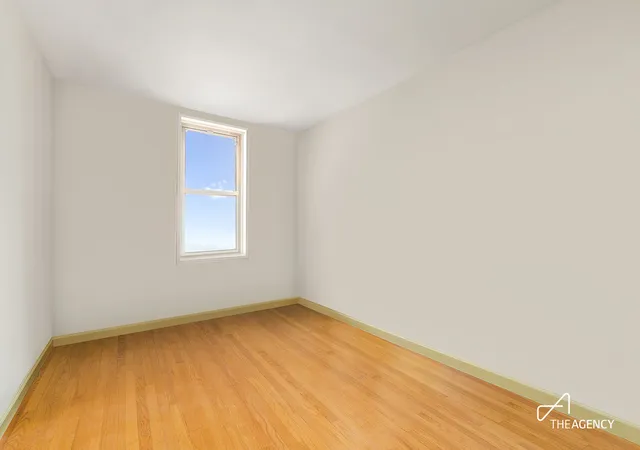 Photo 3 of House for sale at 60-11 Broadway #6E, Woodside, NY 11377 | MLS# RLS20077089 | Listing updated on 2026-03-14