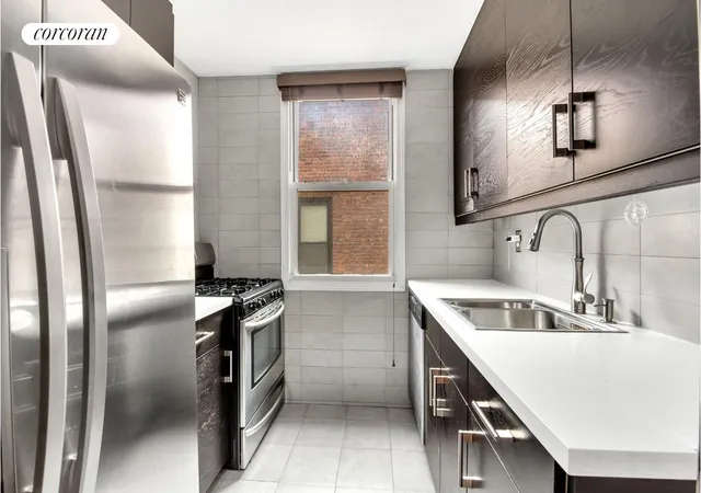 5th image of 118-17 Union Turnpike #6L, Forest Hills, NY 11375 | MLS# RLS20077094