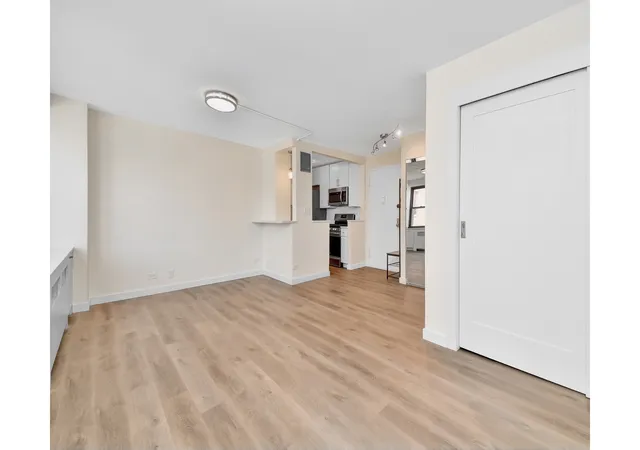 4th image of 345 E 81St St #20H, New York City, NY 10028 | MLS# RLS20077155