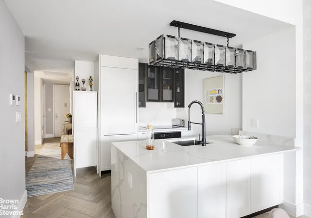 Listing Photo 4 - Condo for sale in building located at 101 E 2Nd St, New York City, NY 10009 - Unit #5D