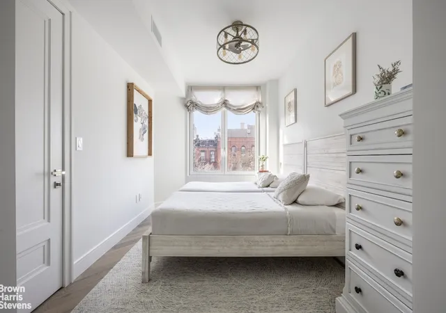 Listing Photo 5 - Condo for sale in building located at 101 E 2Nd St, New York City, NY 10009 - Unit #5D