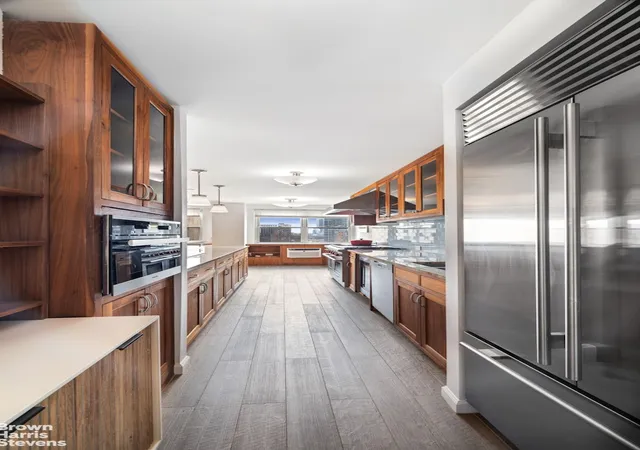 Photo 4 of Sale Pending at 1175 York Ave #12E, New York, NY 10065 | MLS# RLS20077406 | Listing updated on 2026-09-01