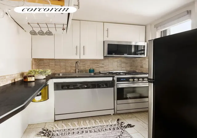 Photo 3 of House for sale at 333 E 53rd Street #6M, New York, NY 10022 | MLS# RLS20077409 | Listing updated on 2026-07-22