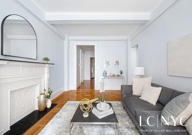 Listing Photo 4 - Condo for sale in building located at 146 E 49Th St, New York City, NY 10017 - Unit #2B