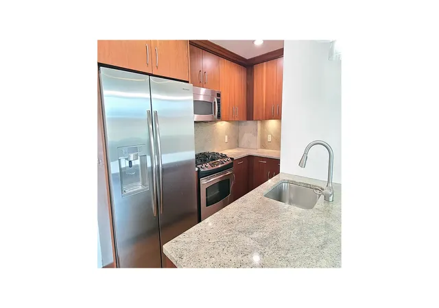 Listing Photo 5 - Condo for sale in building located at 556 State St, New York City, NY 11217 - Unit #5ES