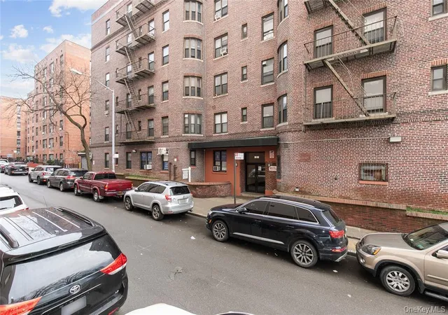 2nd image of 83-06 Vietor Ave, Elmhurst, NY 11373