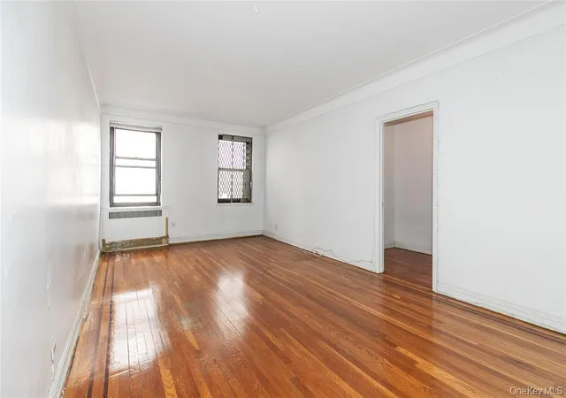 3rd image of 83-06 Vietor Ave #4-R, Elmhurst, NY 11373 | MLS# RLS20077578