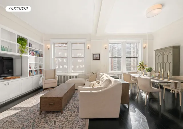 Photo 1 of House for sale at 366 Broadway #4B, New York, NY 10013 | MLS# RLS20077598 | Listing updated on 2026-03-19