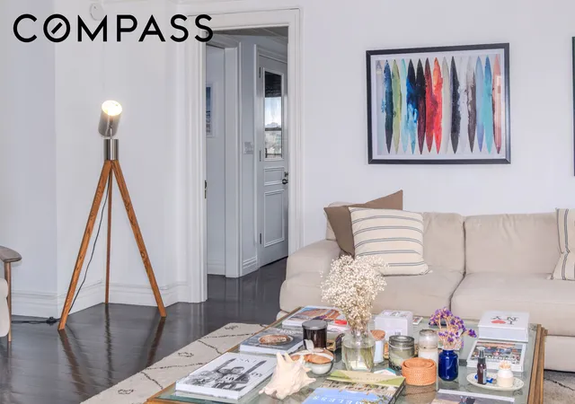 4th image of 31 Jane St #9AB, New York City, NY 10014 | MLS# RLS20077632