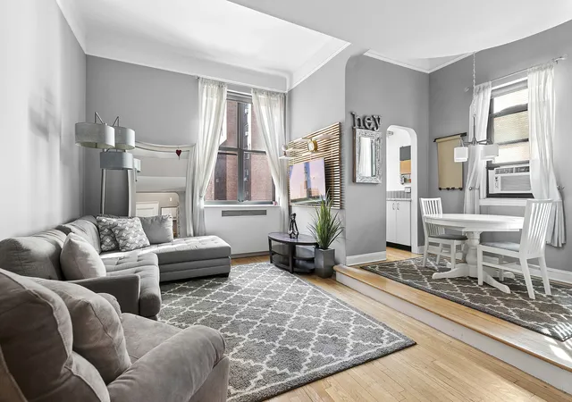 Photo 1 of Sale Pending at 104 E 37th Street #3E, New York City, NY 10016 | MLS# RLS20077636 | Listing updated on 2026-05-18