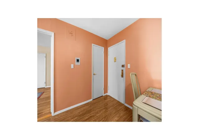 5th image of 525 W 236Th St, New York, NY 10463