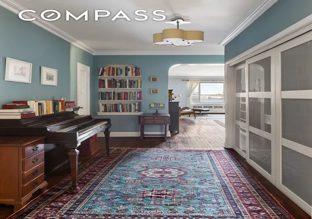 Homes for sale in New York City, NY | 530 E 90Th St, New York City, NY 10128