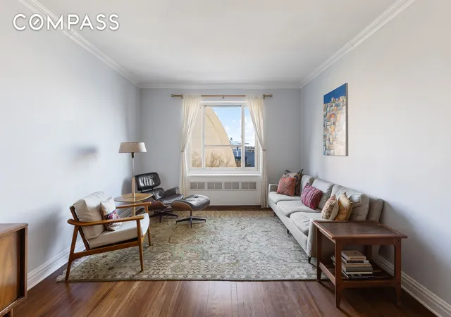 Homes for sale in New York City, NY | 530 E 90Th St, New York City, NY 10128