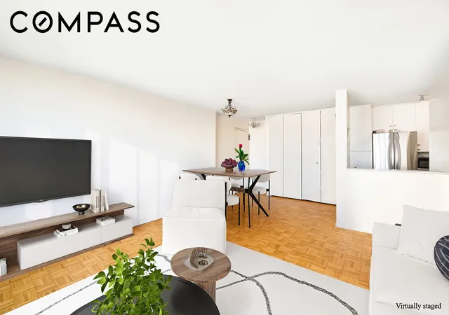 5th image of 555 Main St #1204, New York, NY 10044 | MLS# RLS20069861