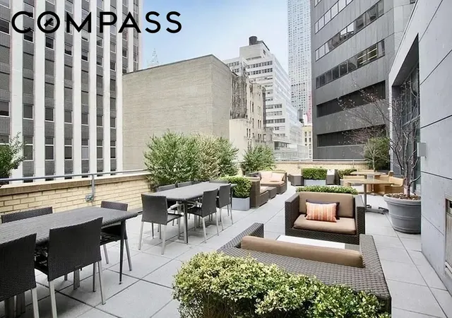 Photo 3 of House for sale at 90 William St #16E, New York, NY 10038 | MLS# RLS20071418 | Listing updated on 2026-07-26