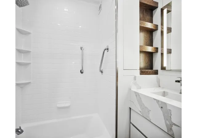 Photo 4 of House for sale at 310 E 46th Street #12A, New York, NY 10017 | MLS# RLS20077765 | Listing updated on 2026-05-15