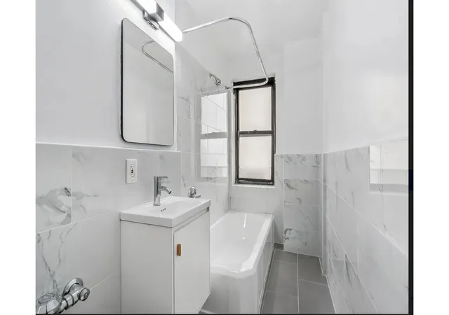 Photo 3 of Sale Pending at 860 Grand Concourse #6M, Bronx, NY 10451 | MLS# RLS20077916 | Listing updated on 2026-09-01