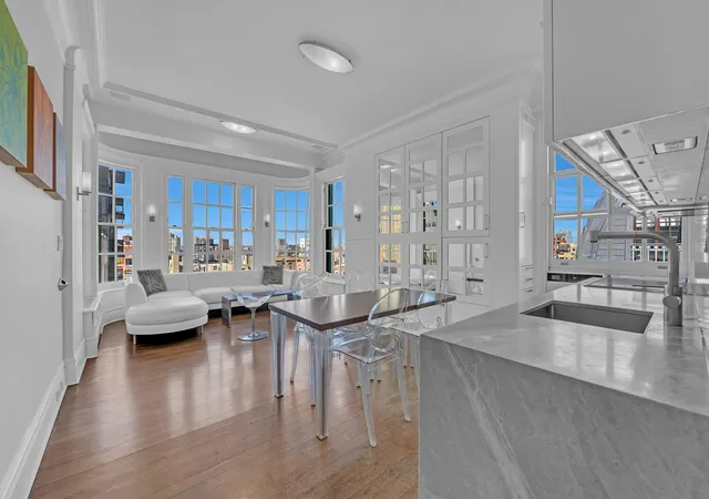 Photo 2 of Sale Pending at 2109 Broadway #1610, New York City, NY 10023 | MLS# RLS20077920 | Listing updated on 2026-09-24