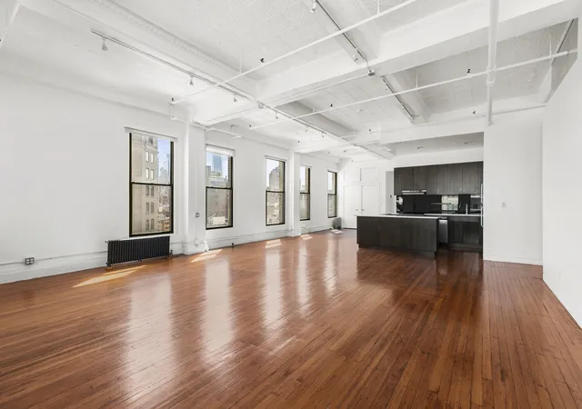 2nd image of 237 Lafayette St, New York City, NY 10012