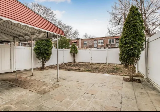 Photo 4 of Multi family home for sale at 3219 Lurting Ave, New York City, NY 10469 | MLS# RLS20077967 | Listing updated on 2026-05-28
