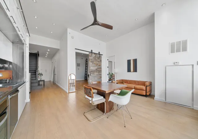 4th image of 27-28 Thomson Ave #816, New York City, NY 11101 | MLS# RLS20077992