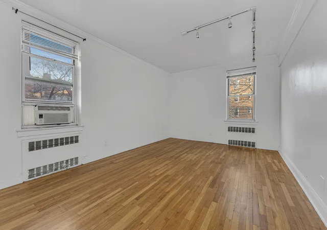 2nd image of 65-05 Yellowstone Blvd, Forest Hills, NY 11375